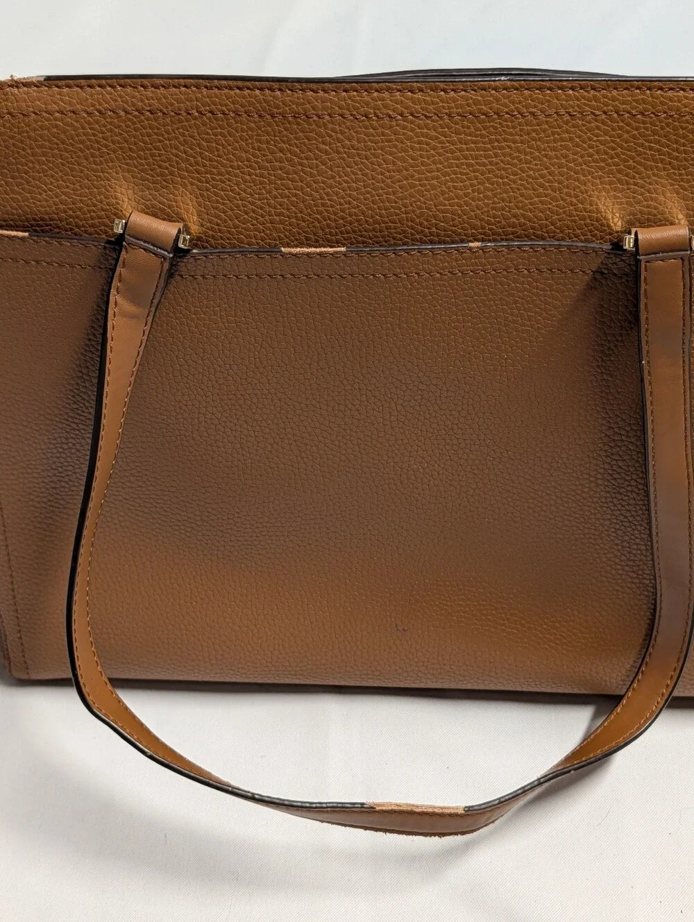 MICHAEL KORS Tan Leather Tote Bag with Signature Logo Charm